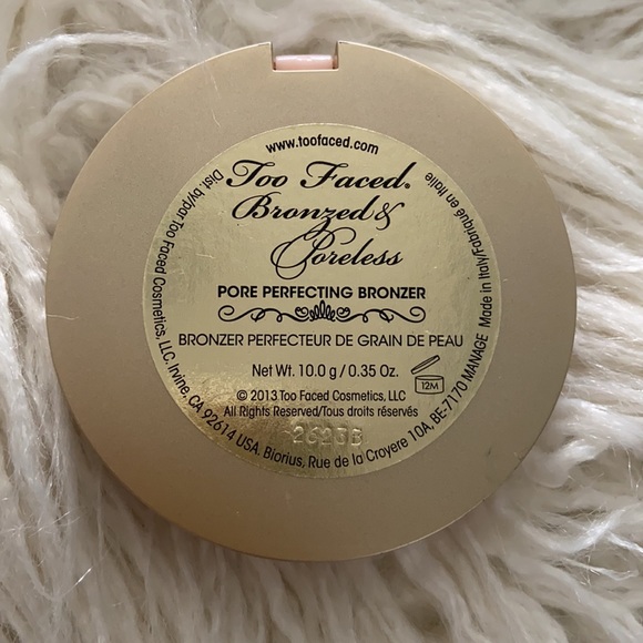 TOO FACED | Authentic | Poreless Bronzer - Picture 2 of 4